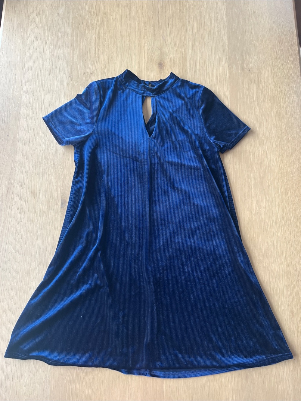 She + Sky Navy Ribbed Velvet Dress